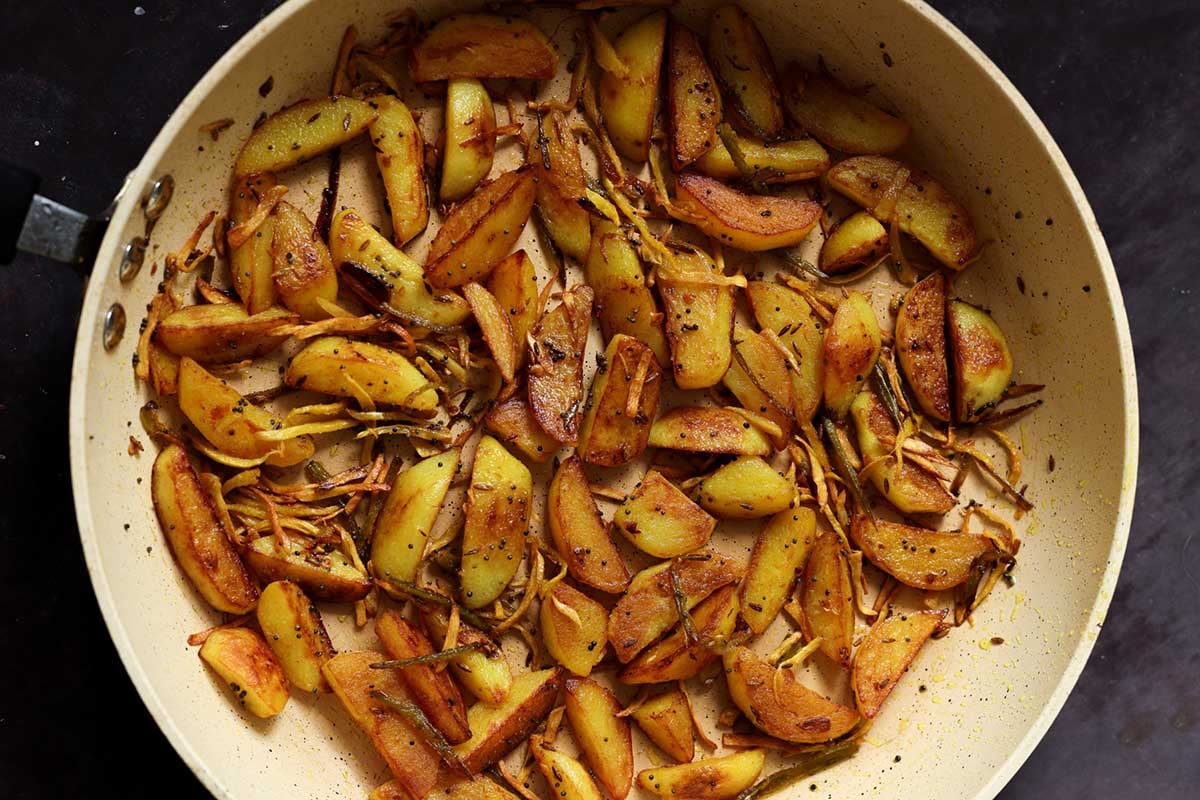 Nepali aloo in the pan after cooking