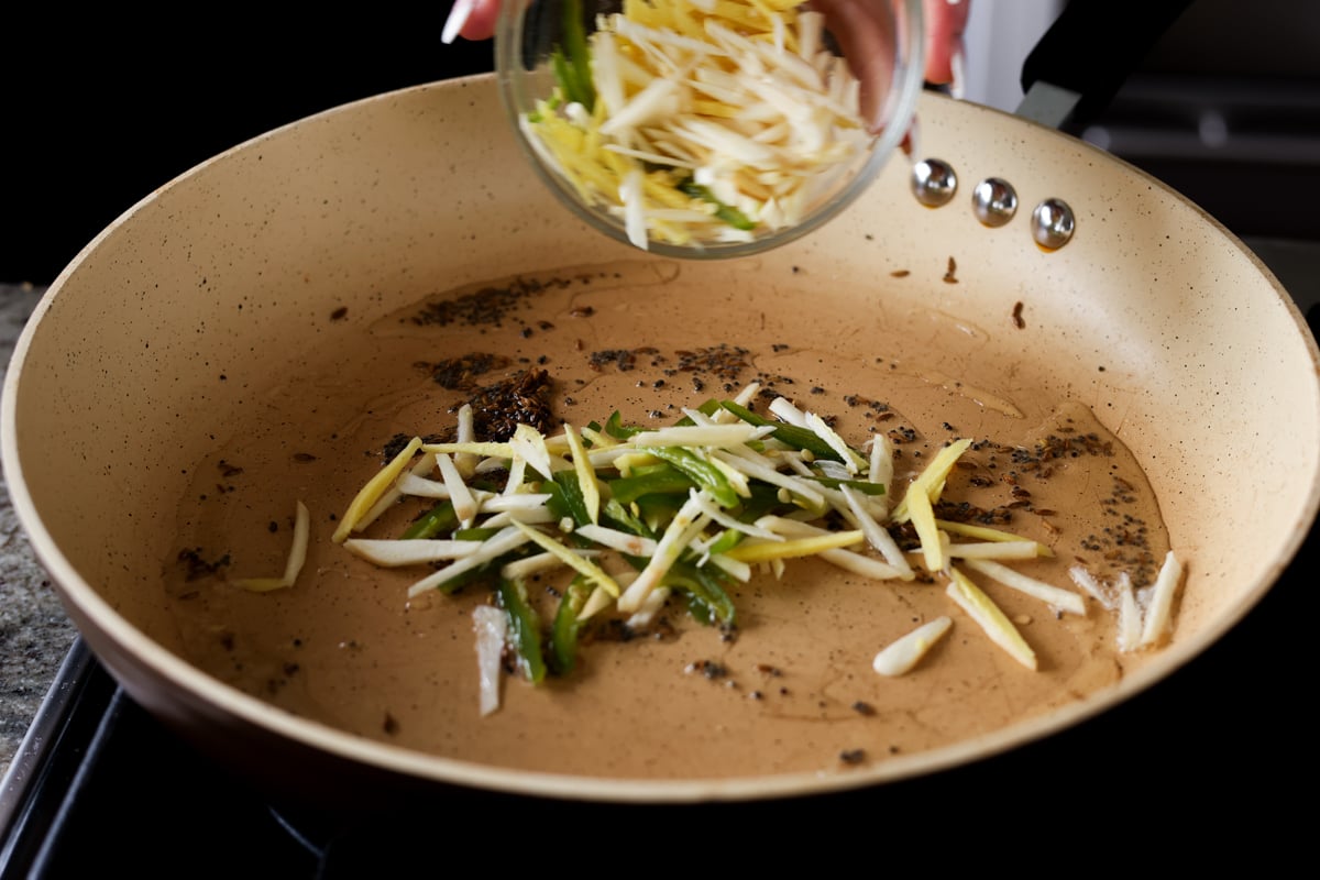adding aromatics to the pan