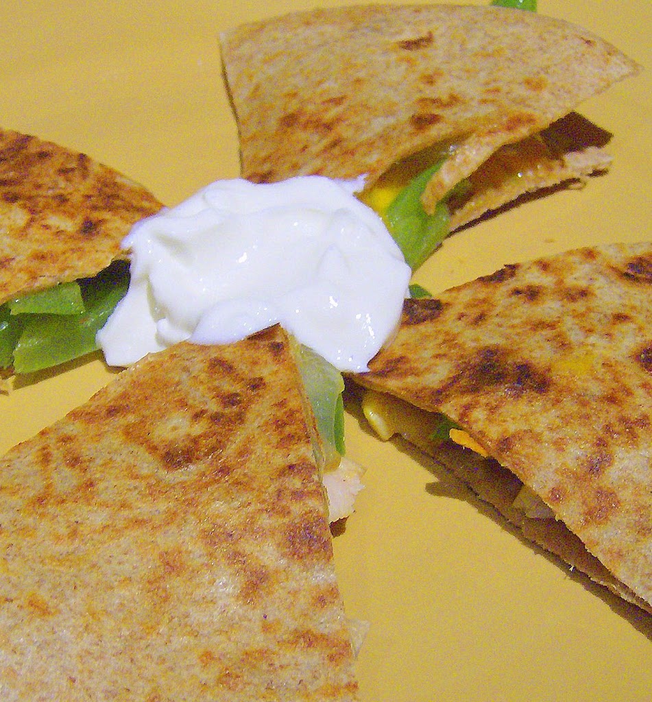 A simple and healthy grilled veggie quesadilla. So delicious, vegan and nut free recipe. Serve with guacamole, vegan sour cream, Salsa and Habanero Sauce! #glutenfree #veganricha #vegan