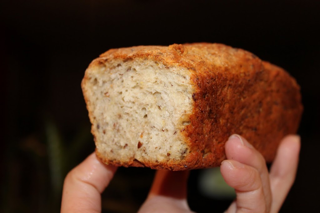 Pumpkin pie spiced oats and quinoa mini loaf. This bread has the amazing aroma of pumpkin pie spice and is a bit on the dense side, but still nice and airy. Vegan Recipe. #veganricha #vegan
