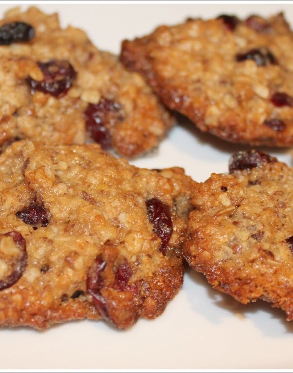 Oatmeal cranberry cookies on a white plate