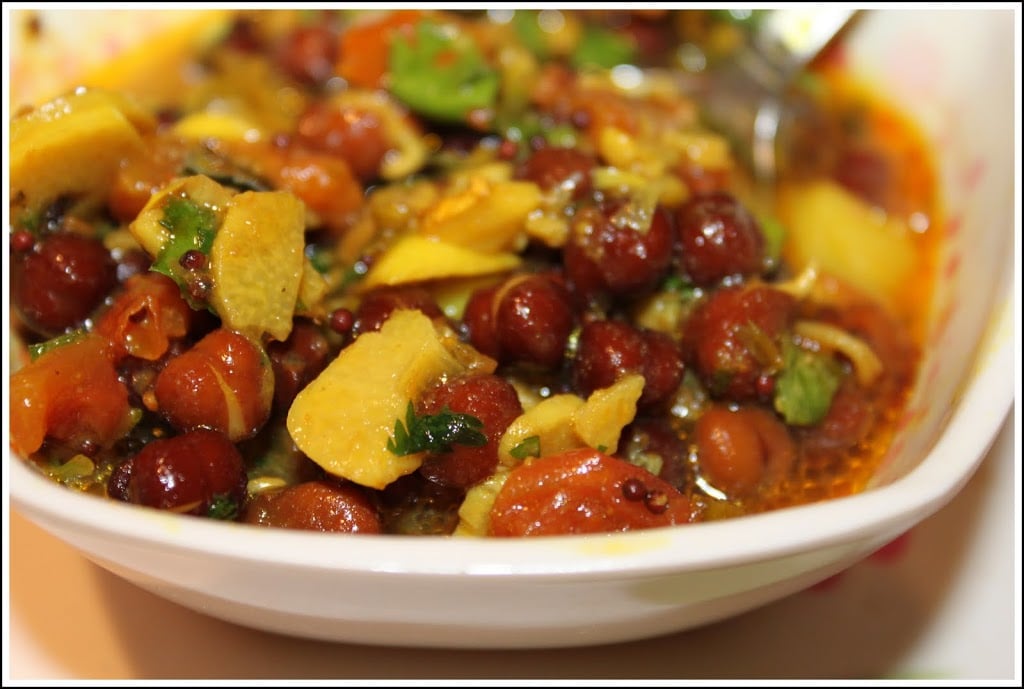 Sprouted black chickpea curry. An easy one pot dish made in a pressure cooker. So healthy and delicious. Vegan and Gluten Free Recipe. #glutenfree #veganricha #vegan