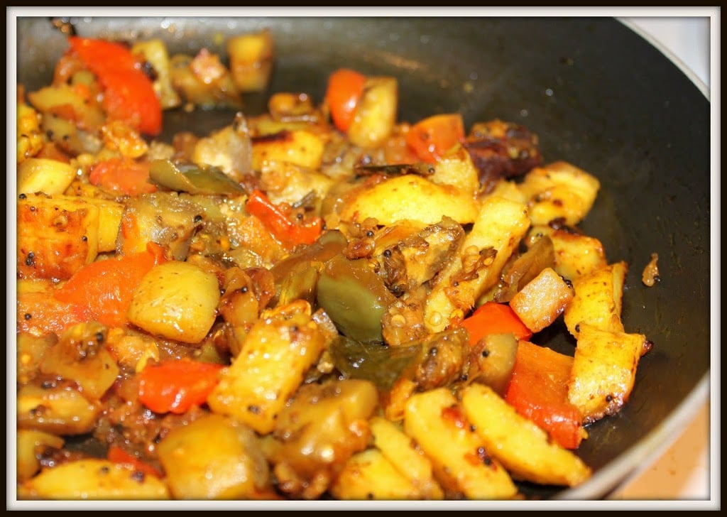 Baingan Aloo(Spiced Eggplant Potato Indian Recipe) | Vegan Richa