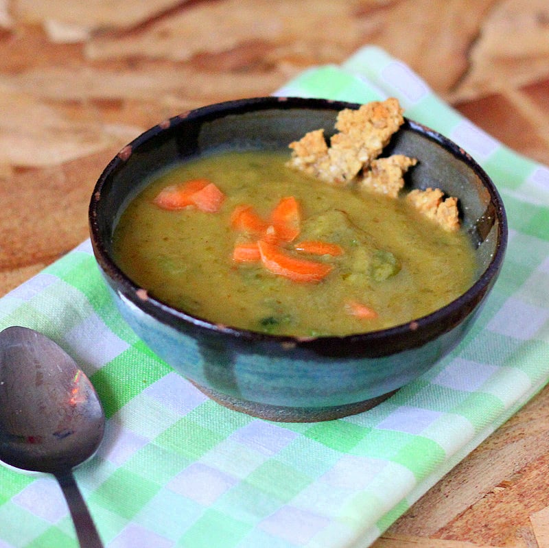 Carrot Celery Leek Potato Soup. A delicious, comforting and healthy soup that's ready in no time. Vegan and Gluten Free Recipe. #glutenfree #veganricha #vegan
