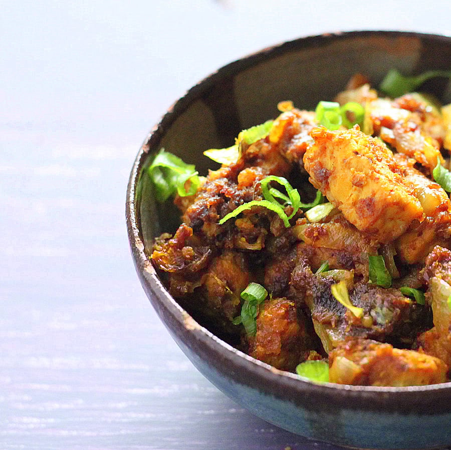 Amazing Keralan Tempeh Chili Roast. Vegan version of Kerala Beef/Chicken Chili Roast. Spicy flavorful Indian Main. Vegan Gluten-free Nut-free Recipe. | VeganRicha.com #veganricha