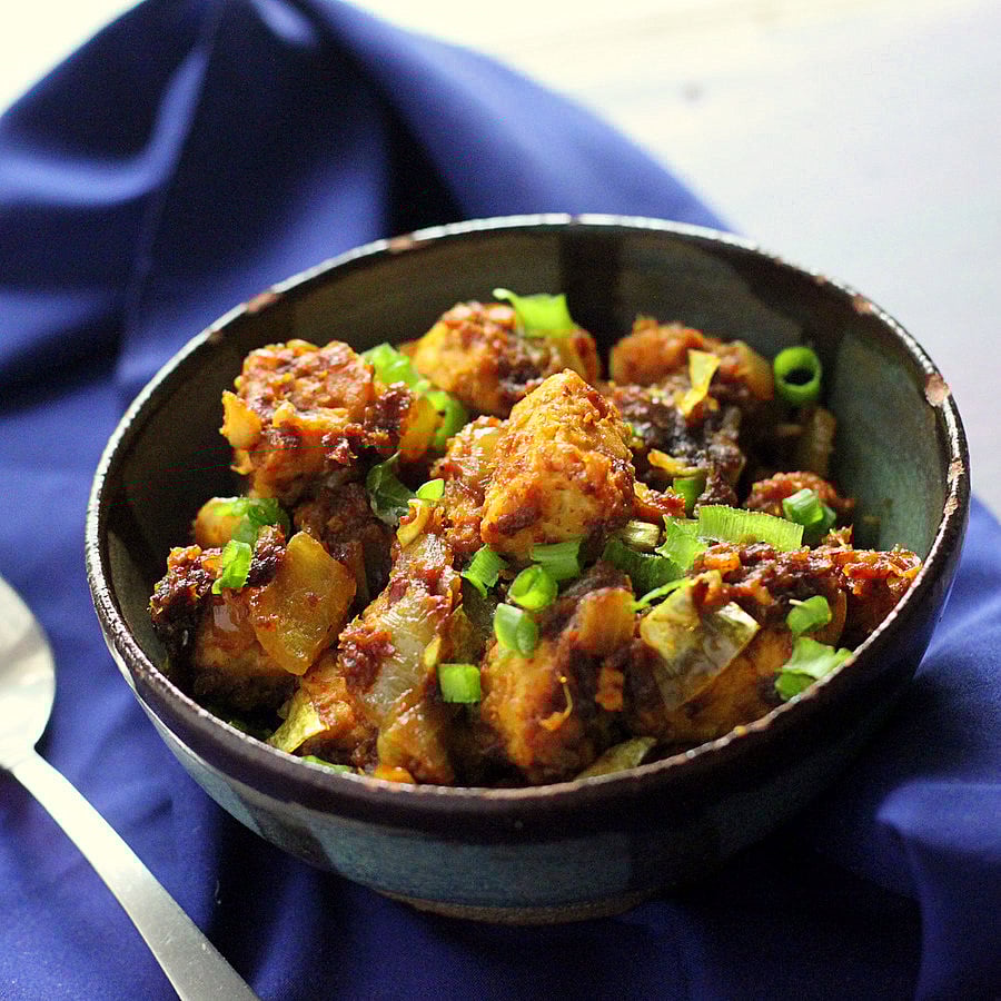 Amazing Keralan Tempeh Chili Roast. Vegan version of Kerala Beef/Chicken Chili Roast. Spicy flavorful Indian Main. Vegan Gluten-free Nut-free Recipe. | VeganRicha.com #veganricha