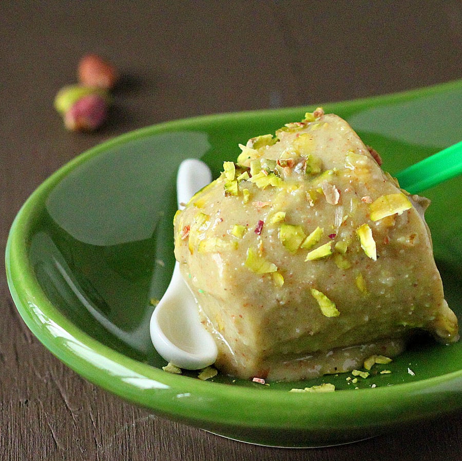 Creamy Pistachio Almond Cardamom Popsicle - Indian Pista Kulfi Dessert. Non Dairy Ice Cream. Vegan Gluten-free Soy-free Recipe.