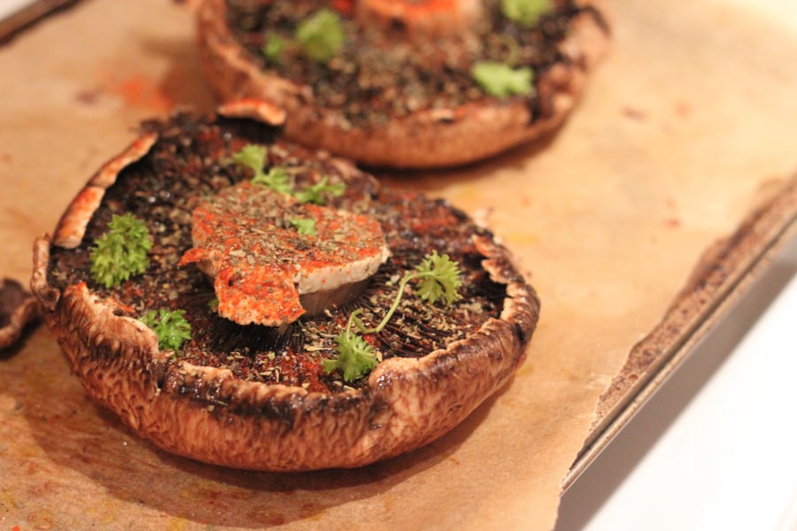 Portabella stuffed with Hash browns. Cheesy russet potato shreds stuffed in mushrooms and baked. | VeganRicha.com #vegan #glutenfree #breakfast