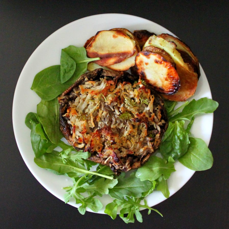 Portabella stuffed with Hash browns. Cheesy russet potato shreds stuffed in mushrooms and baked. | VeganRicha.com #vegan #glutenfree #breakfast