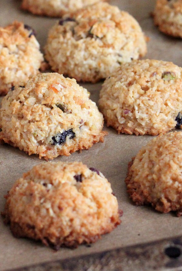 Zesty Coconut Macaroons with Cranberries and Pistachios for Kristy's Cookie Party. Glutenfree Vegan Recipe