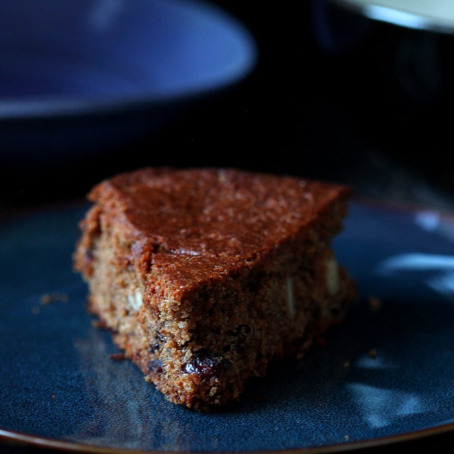 Spiced Fruit and Nut Christmas Cake. Eggless Vegan Recipe. Fruit Cake, Rum Cake, Plum Cake, Rum Cake or holiday cake. | VeganRicha.com #vegan #cake