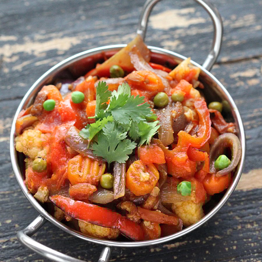 Vegetable Jalfrezi Vegetable Jalfrezi - Smoky Tangy Veggie Stir fry | Vegan Richa