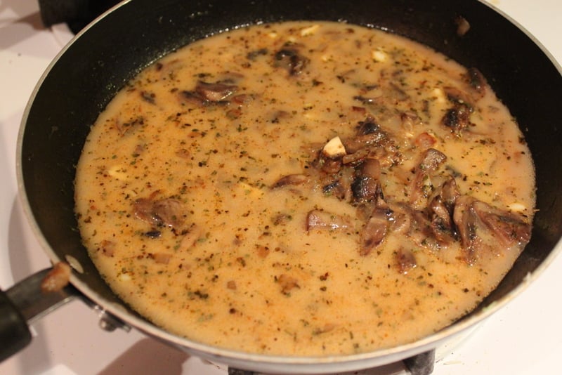 Cauliflower Steaks with Mushroom Gravy | https://veganricha.com #Vegan #Glutenfree #holiday #Cauliflower