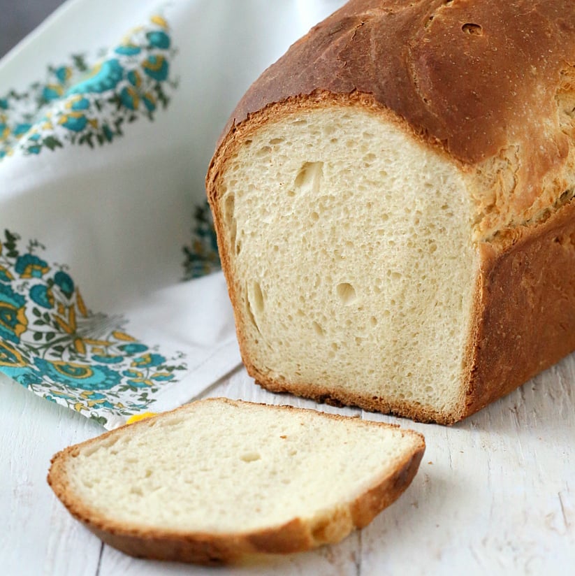 This Vegan White Sandwich Bread Recipe is super easy, with 5 ingredients and comes out perfect every time.