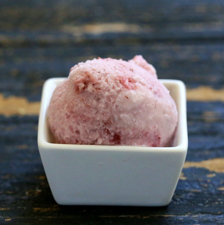 Chunky Strawberry Ice Cream. Vegan Strawberry Ice Cream with coconut milk. Dairy-free | https://VeganRicha.com #icecream #vegan