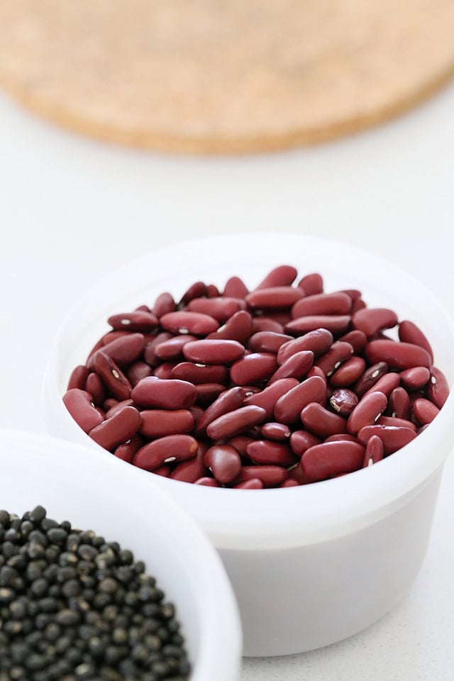 Dry red kidney beans in a bowl for our Vegan Dal Makhani Recipe #veganricha #vegandalmakhani #instanpotdalmakhani