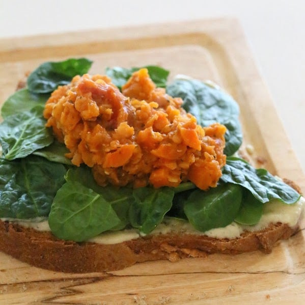 Vegan Lasagna Grilled Cheese Sandwich! Nut-free Soy-free Alfredo sauce, lentils cooked in pasta sauce, veggies, greens, vegan cheese | VeganRicha.com