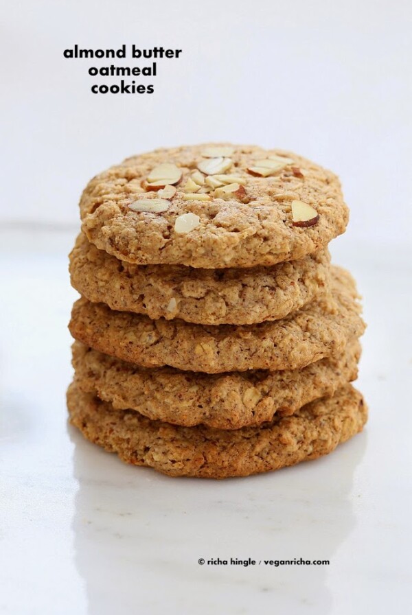 These Vegan Gluten-free Almond Butter Oatmeal breakfast cookies are oil-free, easy and come together quickly for a snack or breakfast. Gluten-free oil-free. Use other nut butters or seed butters for variation #glutenfree #veganricha #vegan
