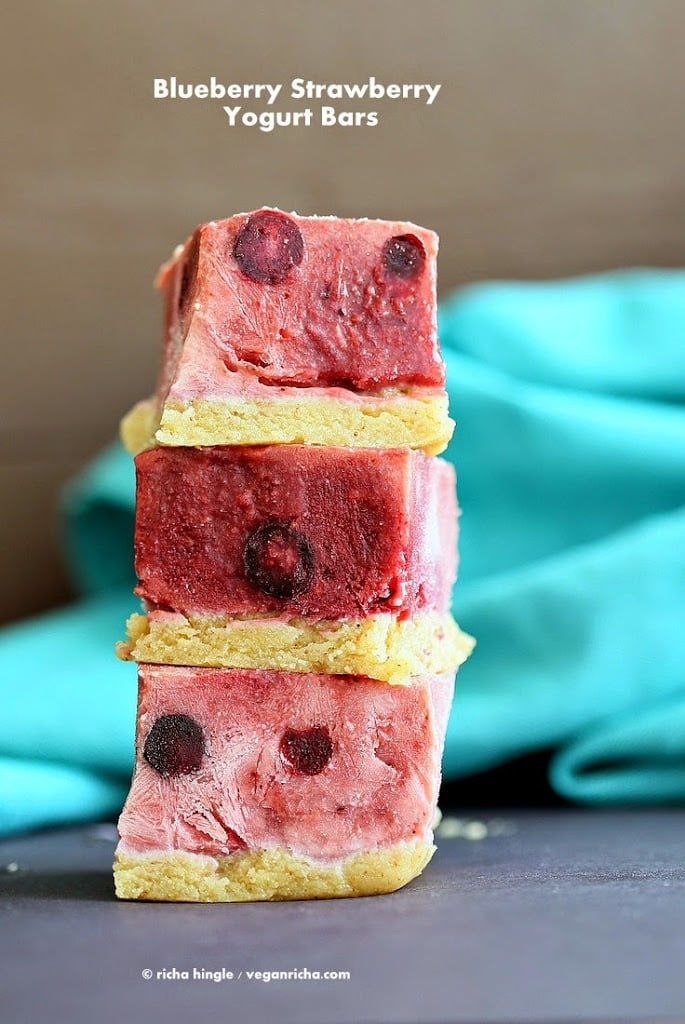 Blueberry Strawberry Frozen Yogurt Bars | Vegan Richa