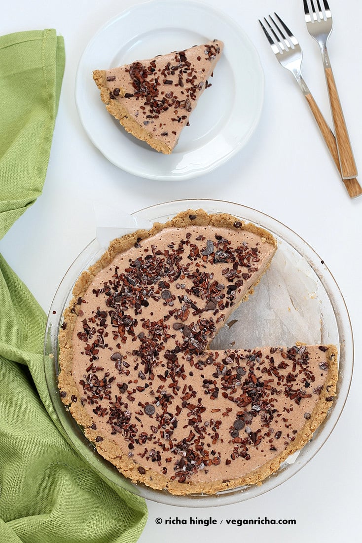 Cookie Dough Pie Crust with creamy Vanilla filling | Vegan Richa