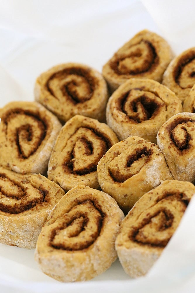 Vegan Pumpkin Cinnamon Rolls | Vegan Richa