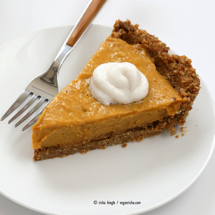 No Bake Vegan Pumpkin Pie | Vegan Richa