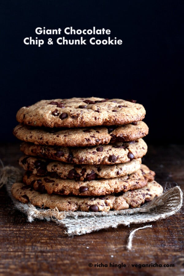 Giant Chocolate Chip Cookies |Vegan Richa
