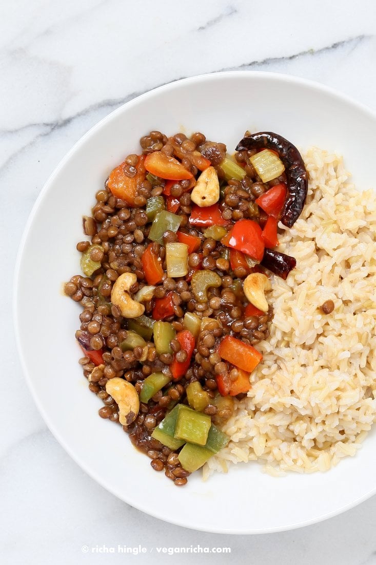 Spicy Kung Pao Lentils with a delicious kung pao sauce, veggies and cooked lentils. Easy 30 minute weeknight dinner |Vegan Richa