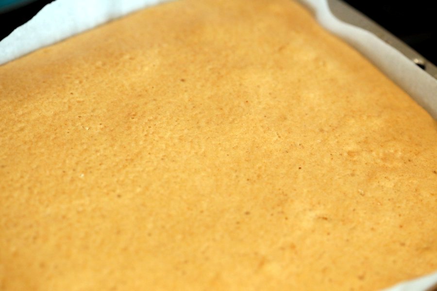Vegan Swiss Roll | Vegan Richa