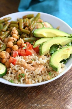 Masala Chickpea Bowl with Chana masala Spice Cream Sauce | Vegan Richa