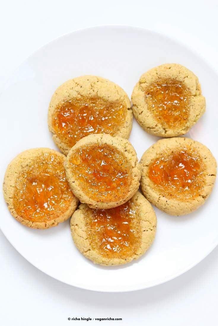 Pistachio Apricot Thumbprint Cookies | Vegan Richa #vegan #cookie