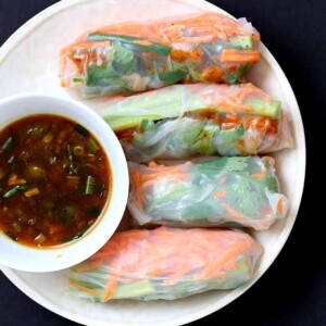 Red Curry Tempeh Summer Rolls | Vegan Richa #glutenfree #veganricha #vegan