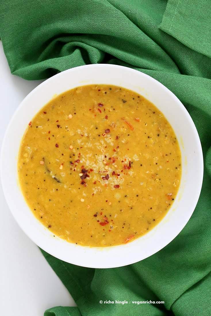 Sri Lankan Red Lentil Curry. Creamy Dal curry Spiced with fenugreek seeds, cinnamon, black peppercorns | https://VeganRicha.com #vegan #easy #glutenfree #soyfree #lentils #dal #recipe