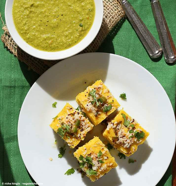 Chickpea flour Snack Cakes - Khaman Dhokla Recipe | https://veganricha.com #vegan #glutenfree #soyfree #snack #breakfast