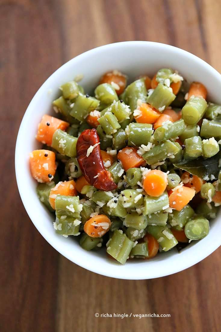 Carrot Green Beans Poriyal. Easy Green Beans Carrot Coconut stir fry side. South Indian Beans Coconut Poriyal Recipe. | VeganRicha.com #vegan #glutenfree #soyfree #indian