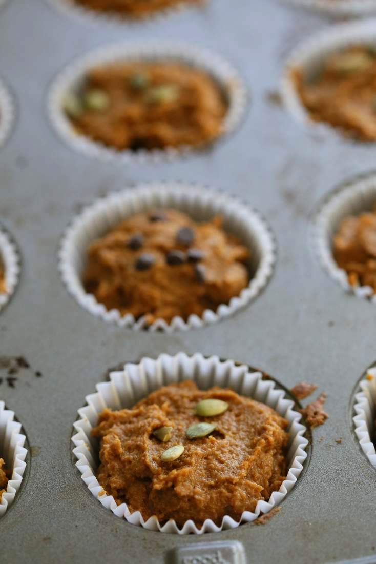 One Bowl Vegan Pumpkin Cream Cheese Muffins | https://veganricha.com #pumpkin #fall #spices #vegan #breakfast #muffin These muffins have pumpkin puree, pumpkin pie spices, all whole grain flour and are filled with vegan cream cheese in the center!