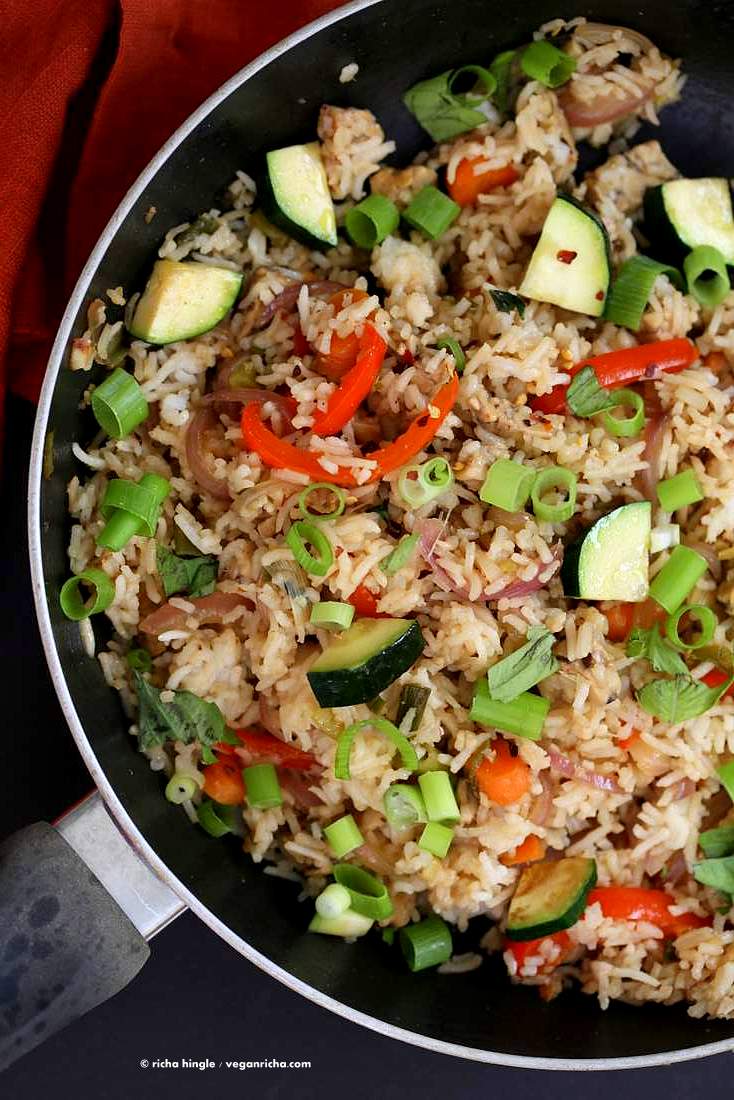 Vegan Thai Basil fried rice with veggies, marinated Tempeh and thai basil | VeganRicha.com #vegan #glutenfree #recipe