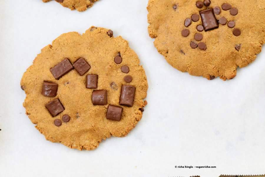 Vegan Pumpkin Chocolate Chip Cookies. Use chocolate chips on the Pumpkin cookies to make your favorite Halloween insects. | VeganRicha.com #vegan #cookie #recipe