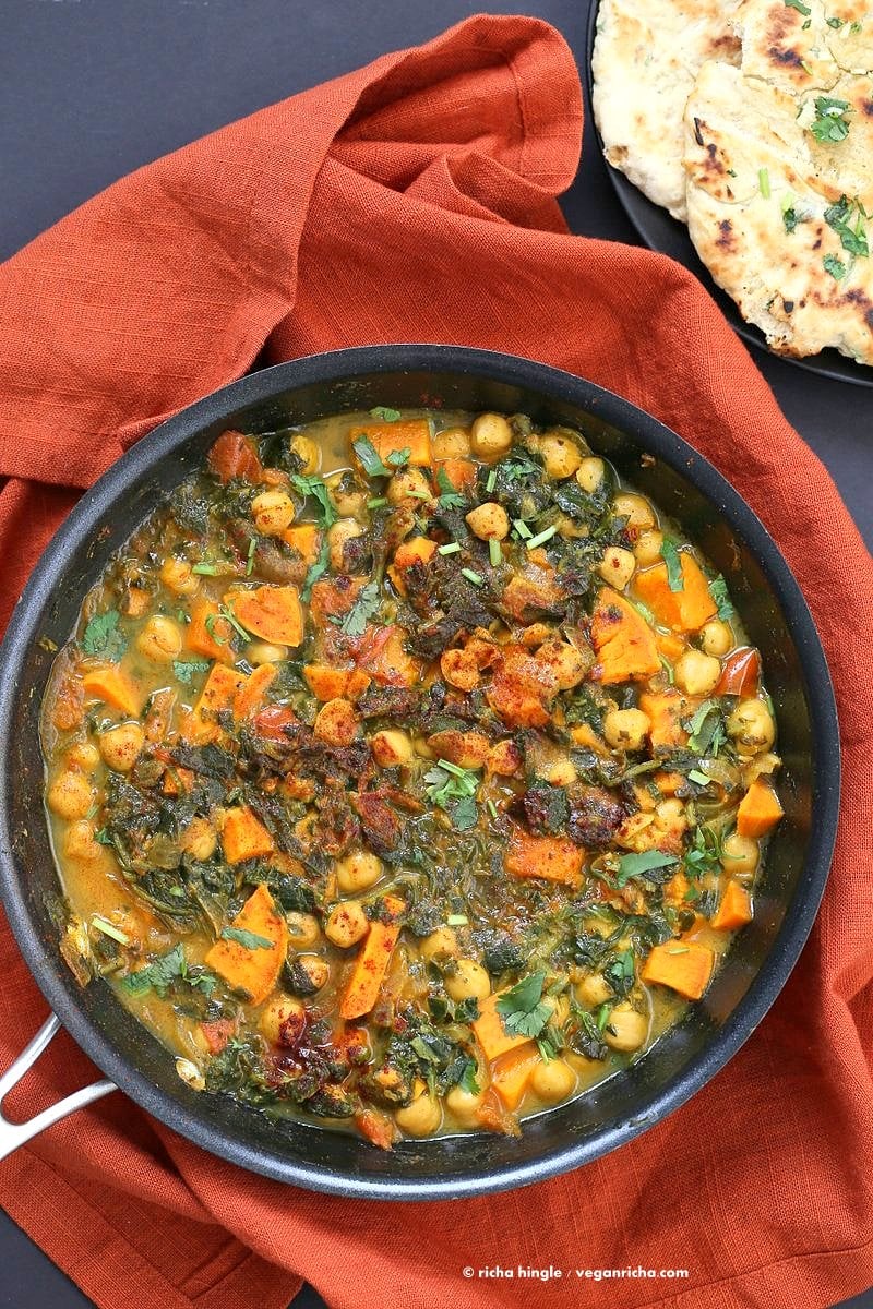 Easy One Pot Chickpea Sweet potato Spinach Curry with Indian Spices. Use spices of choice, pumpkin or other squash and other beans. | VeganRicha.com #vegan #glutenfree #soyfree #recipe