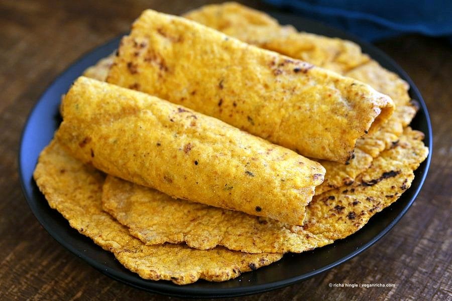 Easy Yeast-free Sweet Potato Vegan Gluten free flatbread. Sweet Potato flatbread with chickpea flour, rice flour and psyllium husk. #Eggless #vegan Oat-free #Recipe | VeganRicha.com