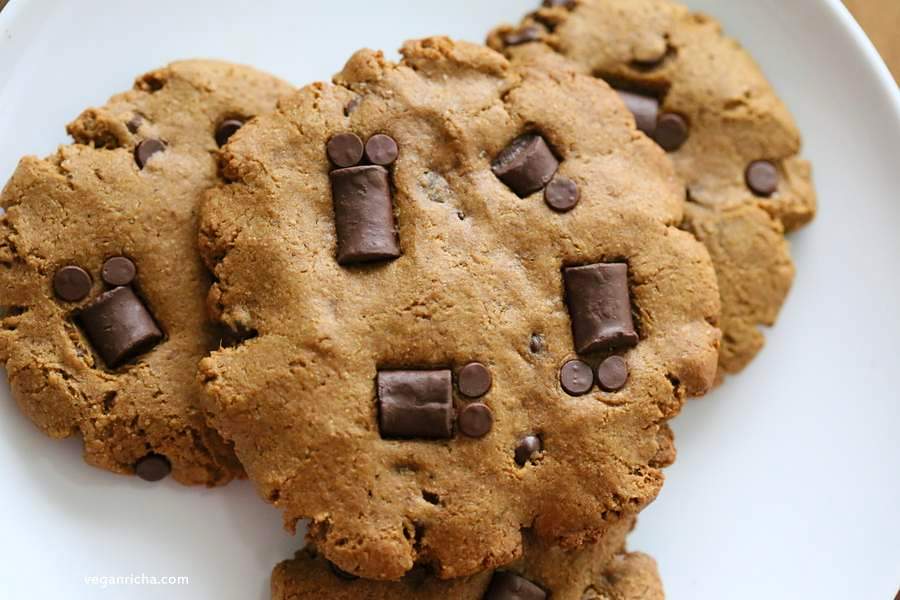 Vegan Pumpkin Chocolate Chip Cookies. Use chocolate chips on the Pumpkin cookies to make your favorite Halloween insects. | VeganRicha.com #vegan #cookie #recipe