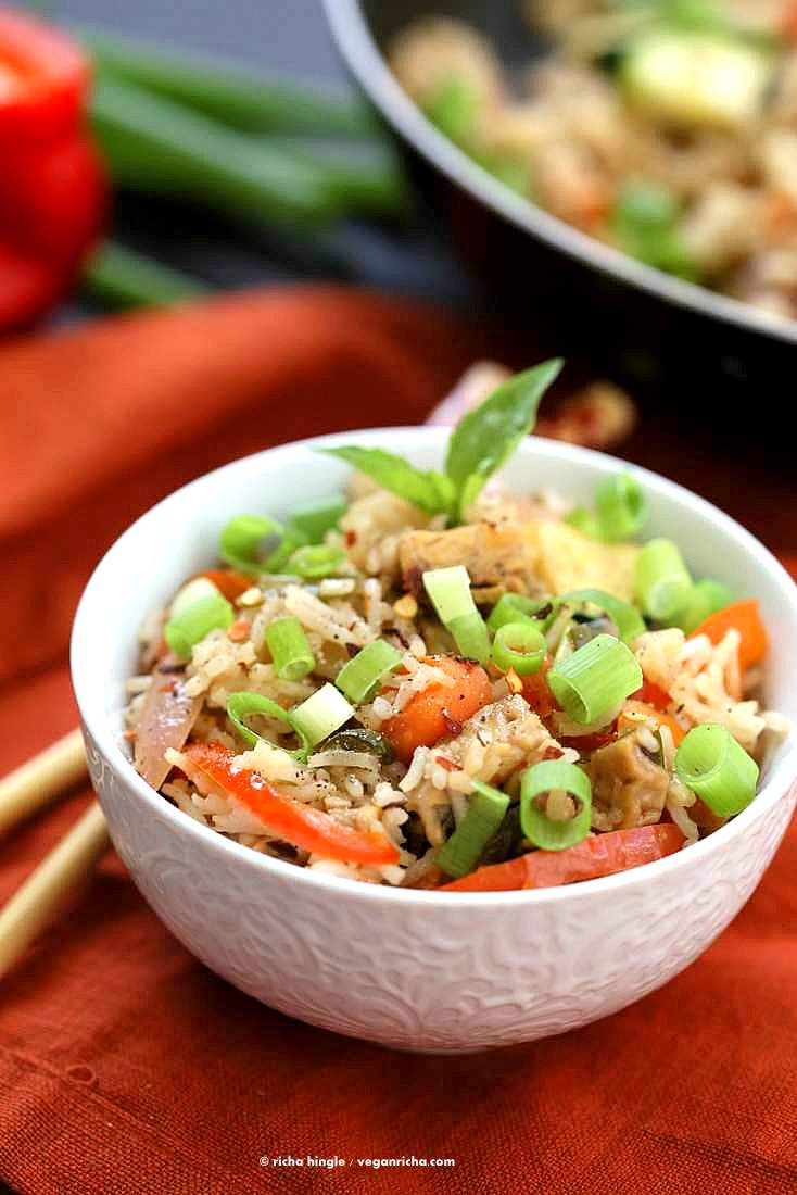 Vegan Thai Basil fried rice with veggies, marinated Tempeh and thai basil | VeganRicha.com #vegan #glutenfree #recipe