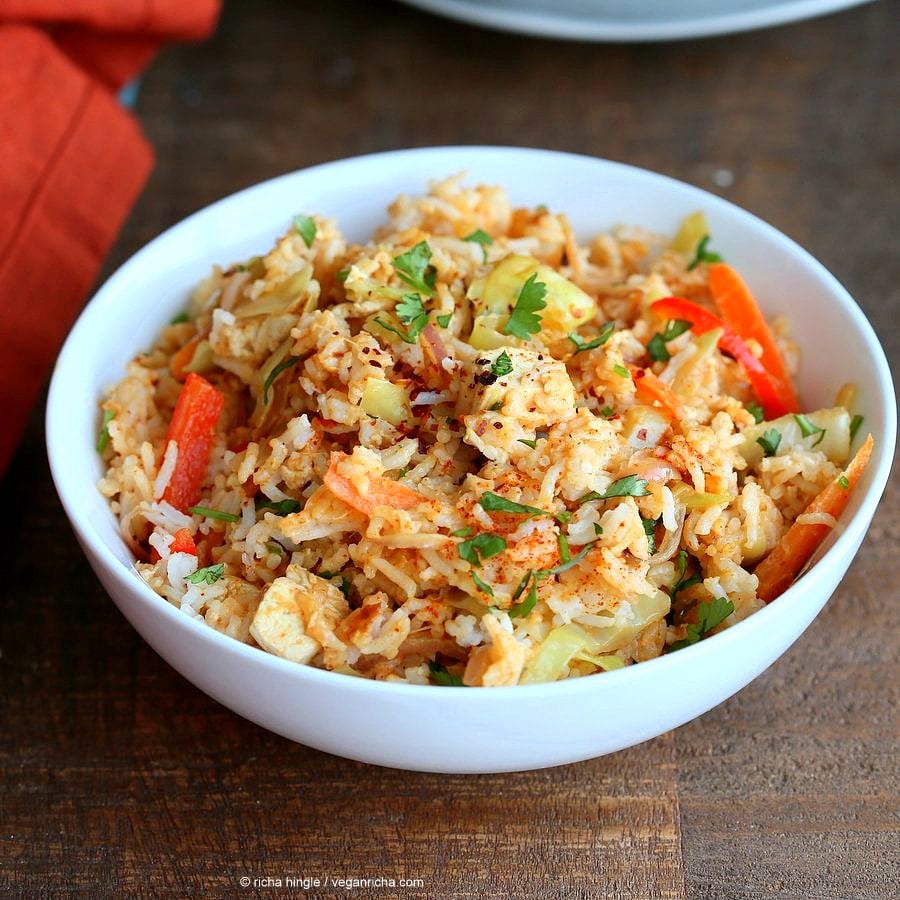 Peanut Sauce Fried Rice with Tofu, Carrots, red bell pepper, Cabbage and cilantro. Use cooked chickpeas to make soy-free, | VeganRicha.com #vegan #glutenfree #friedrice