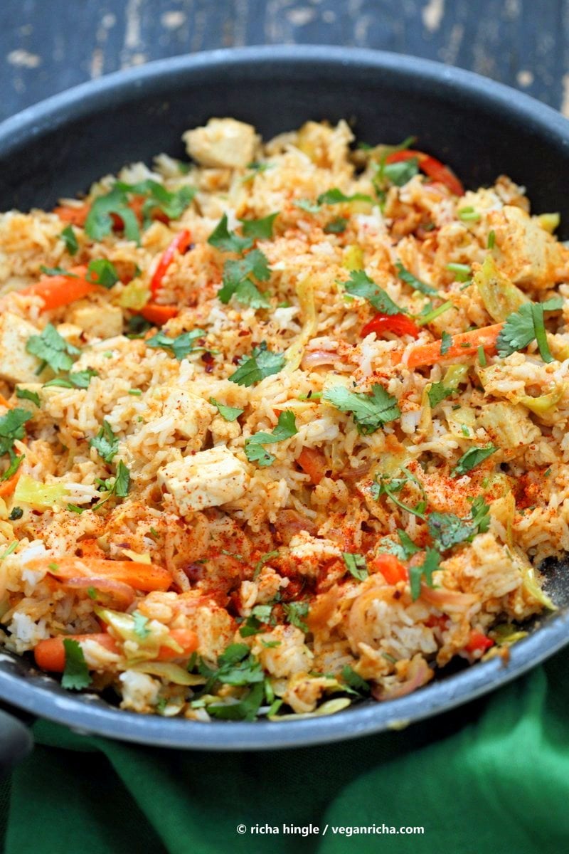 Peanut Sauce Fried Rice with Tofu, Carrots, red bell pepper, Cabbage and cilantro. Use cooked chickpeas to make soy-free, | VeganRicha.com #vegan #glutenfree #friedrice