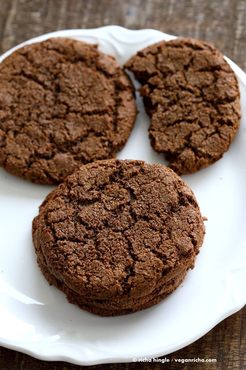One Bowl Giant Molasses Cookies. Vegan Ginger molasses cookies. Huge, chewy and Crinkles! Easy #Holiday #Christmas #Cookie #Recipe.| VeganRicha.com