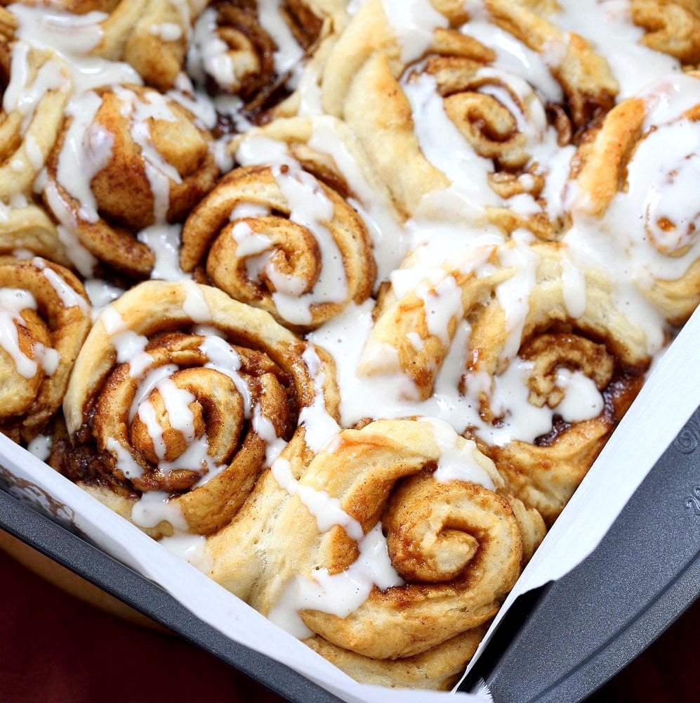 Easy Homemade 1 hour Cinnamon Rolls. Vegan Cinnamon Rolls with Cashew cream frosting. Ready in 60 minutes. Vegan Soy-free Palm Oil free Breakfast Recipe | VeganRicha.com