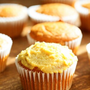 One Bowl Vegan Mango Cupcakes. Easy Mango Cupcake or Cake Recipe. Whisk up the dry ingredients. Add in mango puree and bake. Easy tropical cupcakes. Frost with frosting of choice. Vegan Recipe | VeganRicha.com #vegan #glutenfree #veganricha