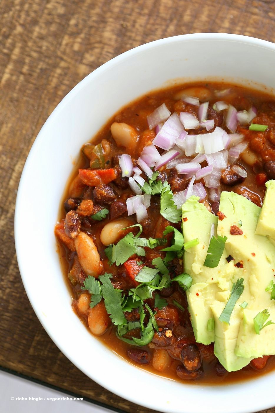 White and Black Bean Chili Recipe. Make this Hot bowl of Chili with Black Beans and White Cannellini or Northern Beans, peppers, veggies for Fall. 1 Pot, ready in 30 minutes. Vegan Gluten-free Soy-free Recipe. | VeganRicha.com
