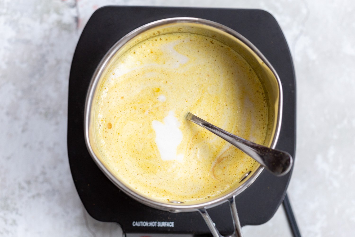 Turmeric Latte with Pumpkin Pie Spice Golden Milk Latte. #vegan #glutenfree #veganricha 