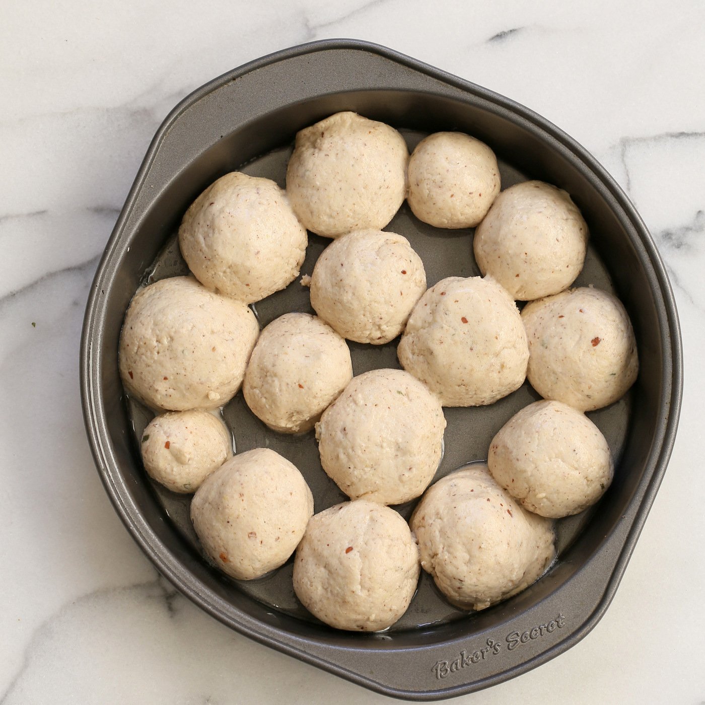Vegan Gluten free Dinner Rolls with Garlic and Basil. Soft Puffy Gluten-free Dinner Rolls with fresh basil and garlic. Vegan Gluten-free Soy-free Recipe | VeganRicha.com